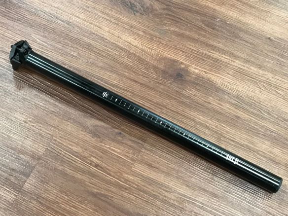 Tern Syntace Sattelstütze unltralight schwarz Länge 60cm